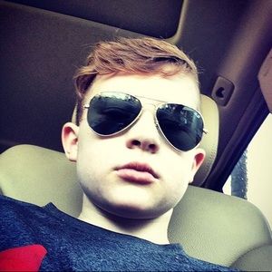 Meet your Posher, Bobby